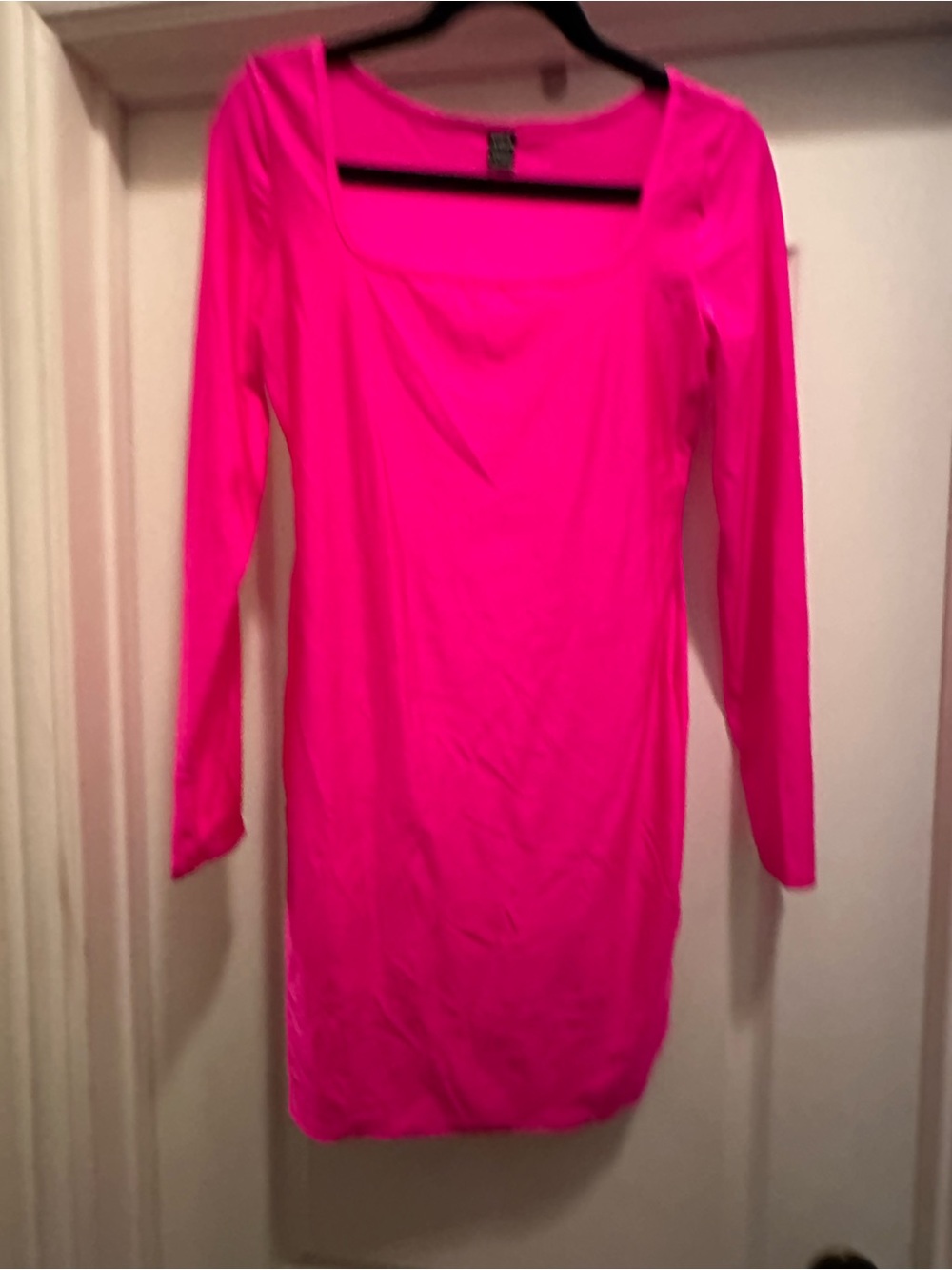 SHEIN Hot Pink Long-Sleeve Square Neck Bodycon Dress